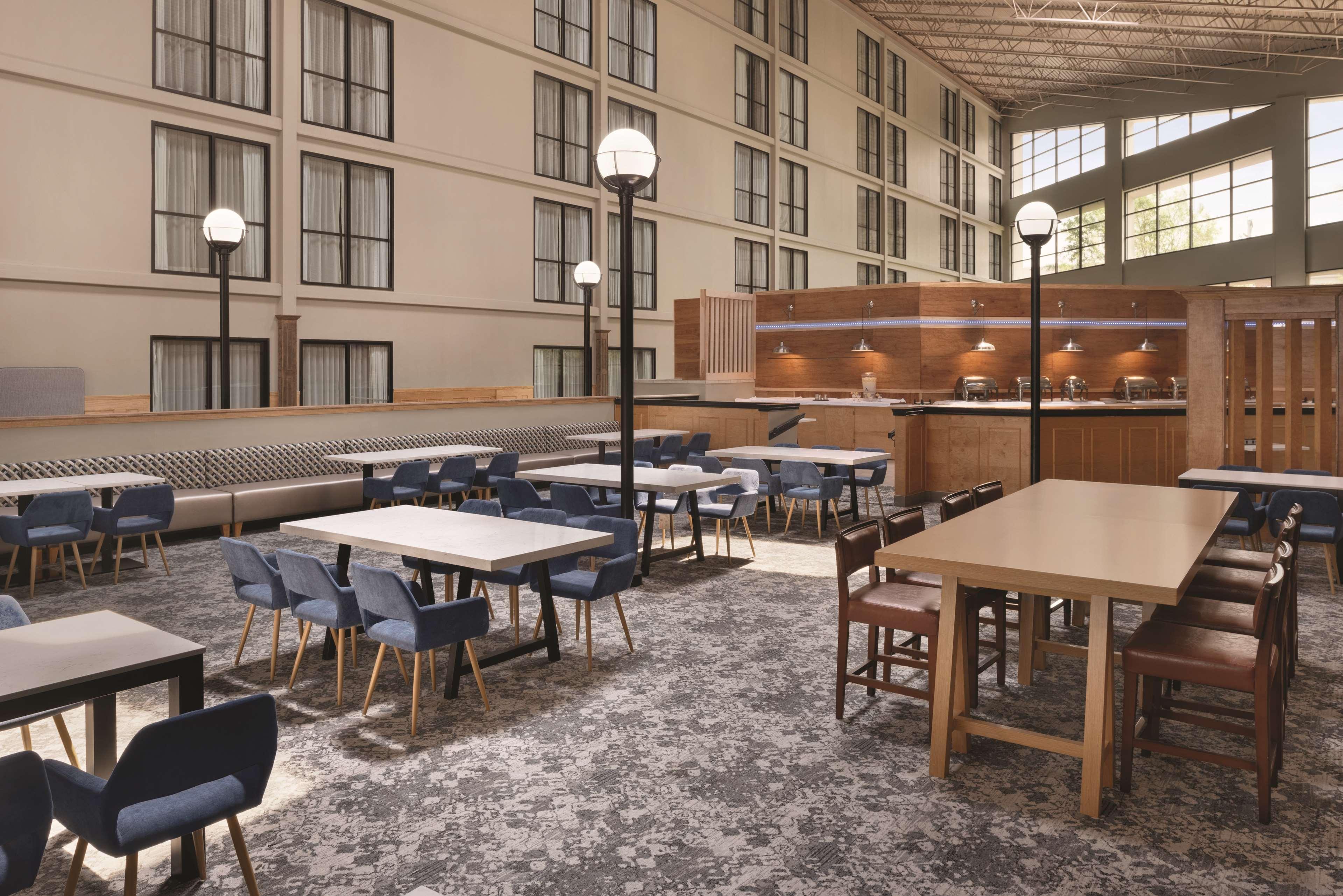 Hotel Wyndham Garden Conference Center Champaign - Urbana Zewnętrze zdjęcie